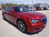 2012 Chrysler 300 S V6 Front 3/4 View