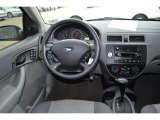 2005 Ford Focus ZX4 SE Sedan Dashboard