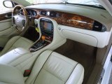 2005 Jaguar XJ Super V8 Dashboard