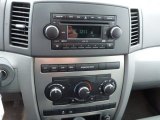 2007 Jeep Grand Cherokee Laredo 4x4 Controls