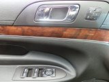 2013 Lincoln MKT Town Car Livery AWD Controls