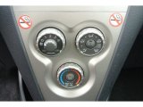 2012 Toyota Yaris Sedan Controls
