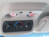2003 Chevrolet Tahoe LS Controls
