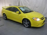2005 Chevrolet Cobalt SS Supercharged Coupe Front 3/4 View