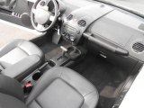 2009 Volkswagen New Beetle 2.5 Convertible Dashboard