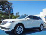 2013 Crystal Champagne Lincoln MKT FWD #78996344