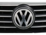 2007 Volkswagen Passat 3.6 4Motion Wagon Marks and Logos