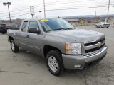 2007 Chevrolet Silverado 1500 LT Extended Cab 4x4 Front 3/4 View