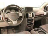 2010 Chrysler Town & Country Touring Dashboard