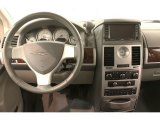 2010 Chrysler Town & Country Touring Dashboard