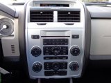 2009 Mercury Mariner Premier 4WD Controls
