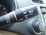 2013 Toyota Highlander SE Controls
