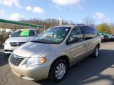 2007 Linen Gold Metallic Chrysler Town & Country Touring #79200426