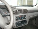 2004 Chrysler Sebring LX Sedan Controls