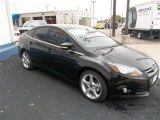 2013 Ford Focus Titanium Sedan Front 3/4 View