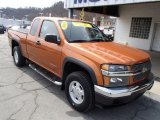 2005 Chevrolet Colorado LS Extended Cab 4x4 Front 3/4 View