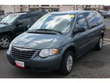 2007 Magnesium Pearl Chrysler Town & Country LX #7923626