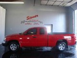 2005 Flame Red Dodge Dakota SLT Club Cab 4x4 #7920827