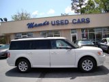 2010 White Suede Ford Flex SE #79463353