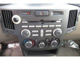 2006 Mitsubishi Endeavor LS Controls