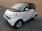 2009 Smart fortwo passion coupe Front 3/4 View