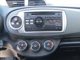 2013 Toyota Yaris SE 5 Door Controls