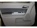 2009 Mercury Mariner V6 Premier 4WD Door Panel