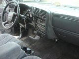 2001 GMC Sonoma SLS Extended Cab Dashboard