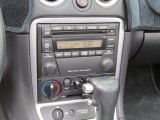 2003 Mazda MX-5 Miata Shinsen Roadster Controls