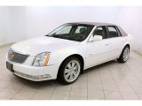 2007 Cadillac DTS Sedan Front 3/4 View