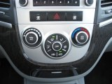 2009 Hyundai Santa Fe GLS 4WD Controls