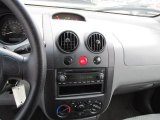 2004 Chevrolet Aveo Sedan Controls