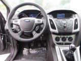 2013 Ford Focus SE Sedan Dashboard