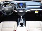 2013 Honda Crosstour EX-L V-6 Dashboard