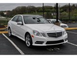 2013 Mercedes-Benz E 350 4Matic Sedan Front 3/4 View