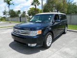 2009 Ford Flex SEL Front 3/4 View