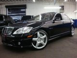 Obsidian Black Metallic Mercedes-Benz S in 2007