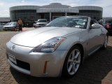 Chrome Silver Metallic Nissan 350Z in 2005