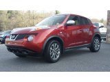 2011 Nissan Juke SV Front 3/4 View