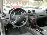 2011 Mercedes-Benz GL 550 4Matic Dashboard