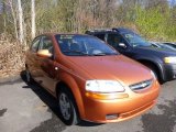 2005 Spicy Orange Metallic Chevrolet Aveo LS Hatchback #80225307