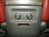2008 Nissan Pathfinder SE Controls
