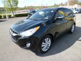 2013 Hyundai Tucson Limited AWD Front 3/4 View