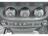 2013 Jeep Wrangler Unlimited Sahara 4x4 Controls