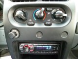 2003 Nissan Frontier XE V6 Crew Cab 4x4 Controls