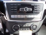 2013 Mercedes-Benz ML 63 AMG 4Matic Controls