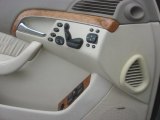 2006 Mercedes-Benz S 430 Sedan Controls