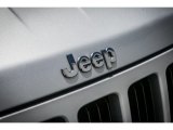 2010 Jeep Grand Cherokee Laredo Marks and Logos