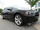 2013 Dodge Charger R/T Road & Track Front 3/4 View