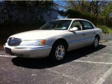 2002 Ivory Parchment Tri-Coat Lincoln Continental  #80593482